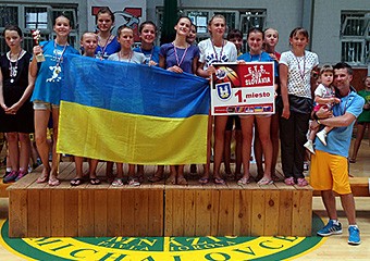 Успіхи наших дівчат на міжнародному турнірі з баскетболу у Словаччині 
