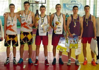 Вихованці нашої школи - чемпіони України з волейболу серед юнаків до 19 років!