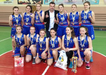 Дівчата Рівненської ОСДЮСШОР - чемпіони України з баскетболу серед дівчат 2002 року народження!
