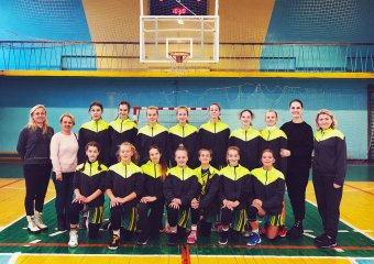 Дівчата 2008 року народження зіграли в першому турі юнацької ліги